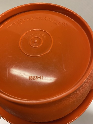 De colección Tupperware 2 pequeños Servalier 1323 Otoño Cosecha Colorway Cuencos con Tapas - Imagen 9 de 12