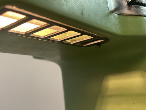 COLLECTABLE VINTAGE ELNA SUPERMATIC SEWING MACHINE TYPE 722010 Made Switzerland - Picture 6 of 16