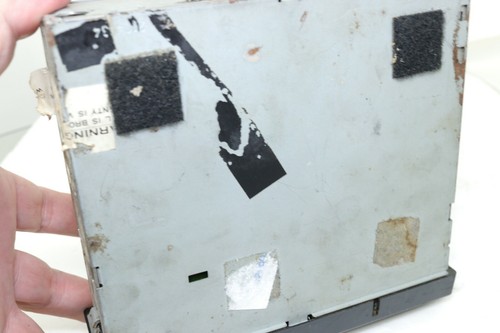 Toshiba TX-903 AM/FM CD Player car Stereo For Parts or Repair - Picture 9 of 10