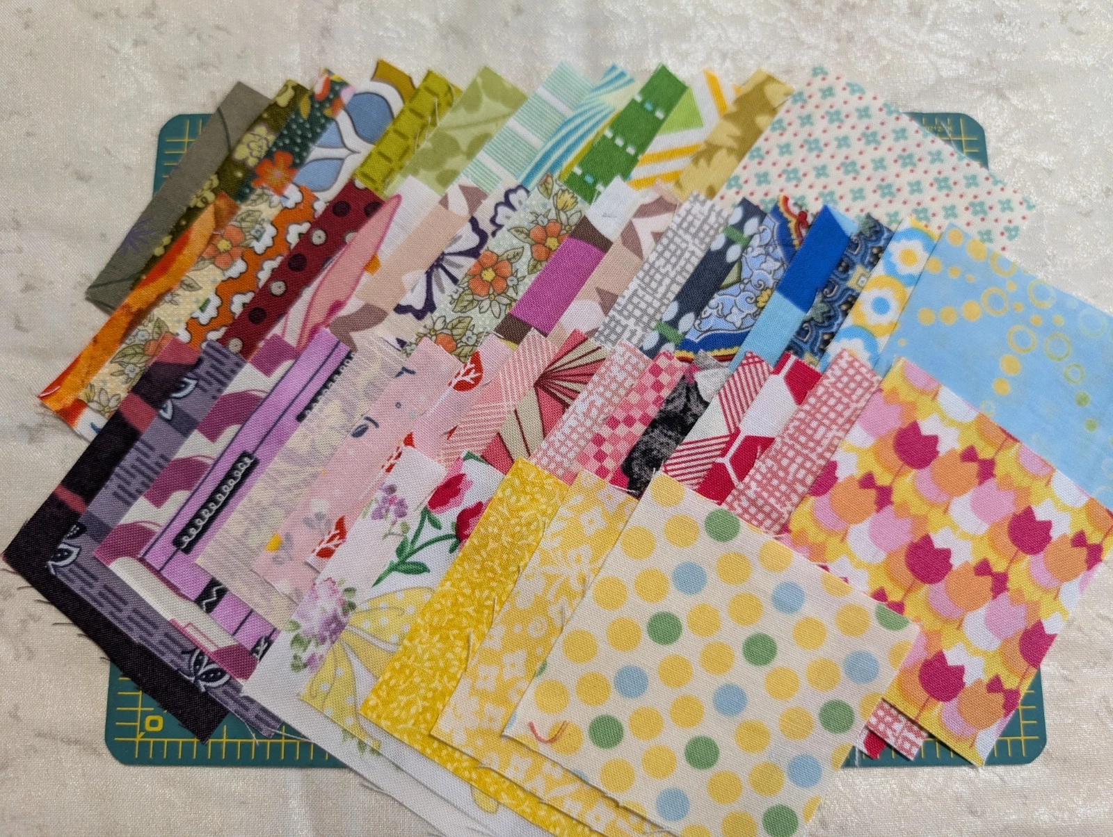 50 Quilting 100% Cotton Quality Fabric 2.5" Squares, Assorted Colors, Charms - product detail image 1