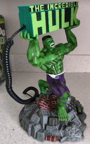 Teléfono parlante The Incredible Hulk Way Out Toys teléfono fijo de colección con caja probada - Imagen 6 de 15