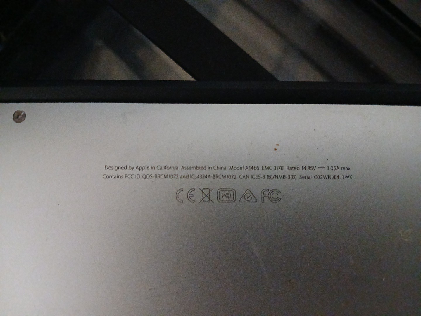 Apple MacBook A1466 Core I5 1.8GHz Laptop 8GB RAM, 256GB SSD, 2017, 13-inch