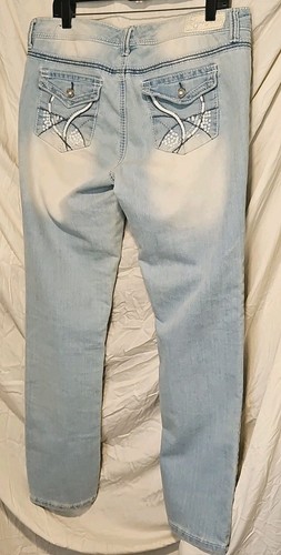 New 15/16 Ariya Jeans Light Blue White Stitching Embellished Bling Gem Pockets