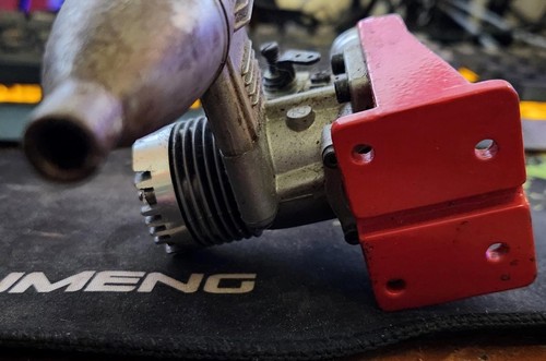 OS MAX 25 RC Motor Used been in storage but turns over well - Picture 14 of 16