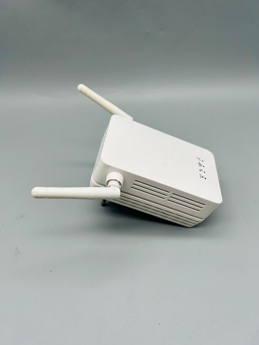 Netgear WN3000RP Uniwersalny wzmacniacz zasięgu WLAN Repeater Range Extender biały - Zdjęcie 2 z 4