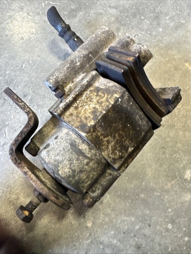 polaris xpress 300 Rear Brake Caliper 1997 - Picture 8 of 20