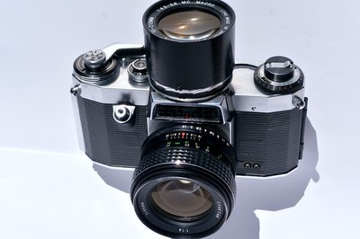 M42 Praktica Nova B & Cinema Waist Level Finder with Variable Magnification: TOP