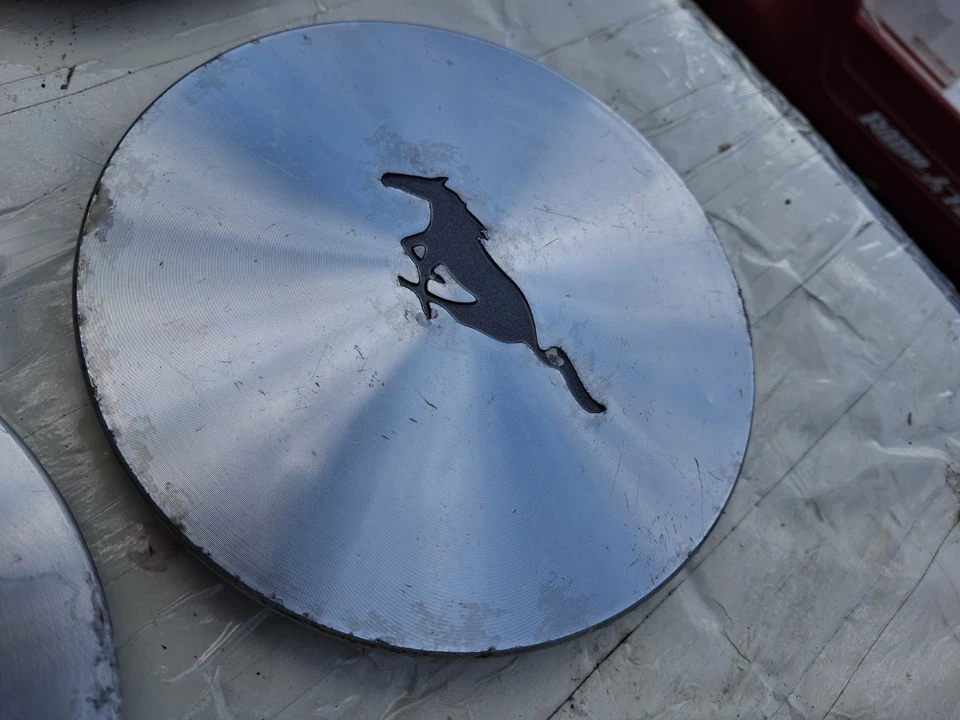 Set of 4 1999-2004 Ford Mustang Hubcap Center Cap Oem Xr33-1a096-ba - Image 4 of 4