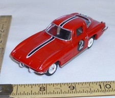 IDEAL MOTORIFIC CHEVY CORVETTE STINGRAY CAR 1960s IN RED