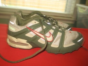 army green women's running shoes