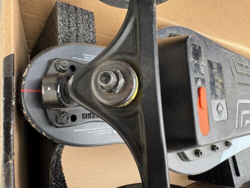 Meepo V3 Electric Waterproof Longboard No Remote And No Charger - Picture 18 of 18