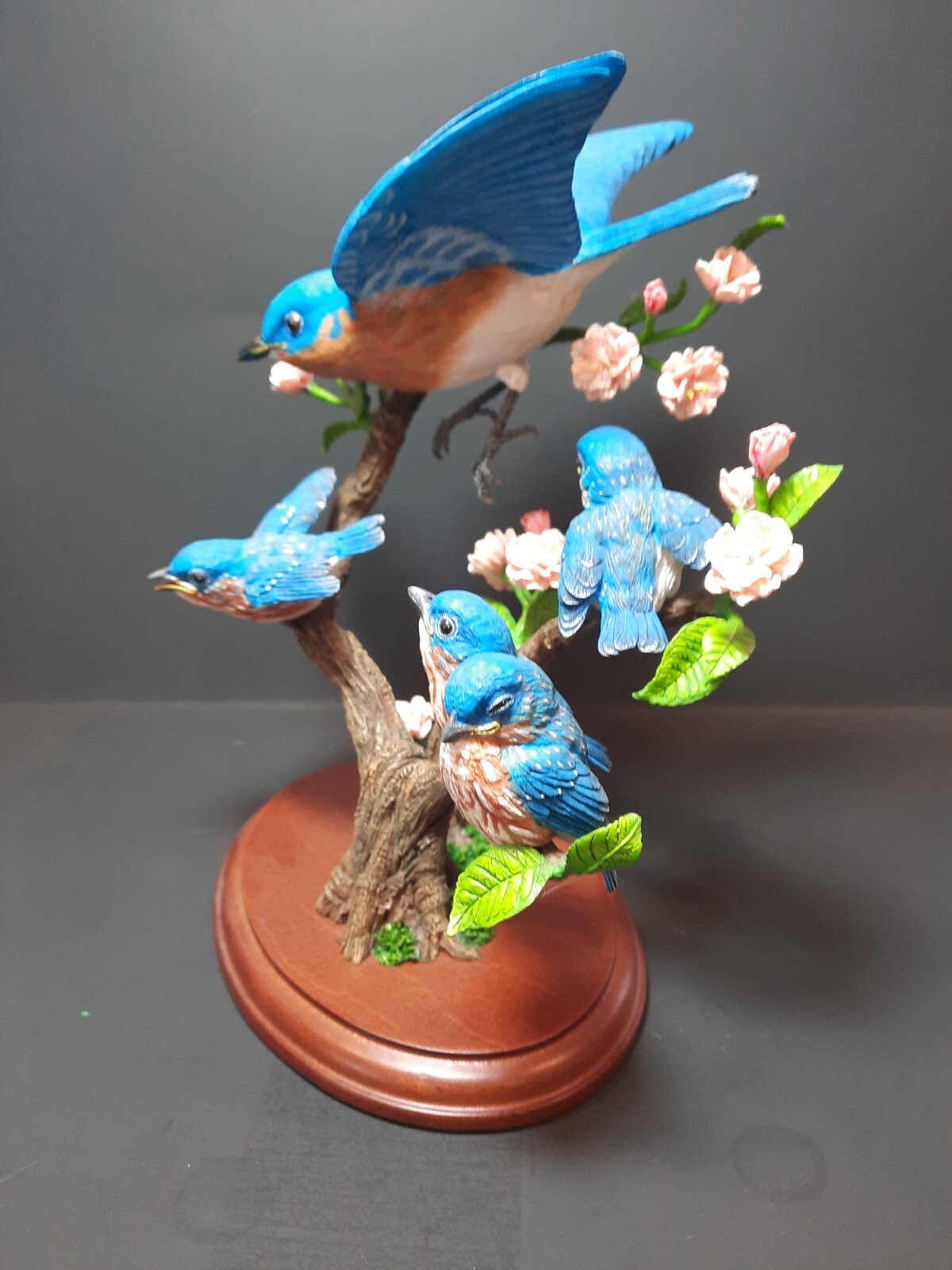 Picture 2 of 4