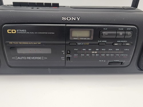 Sony CFD-58 CD/Radio/Cassette Boombox. Radio, Cassette player doesn't work - Picture 2 of 10