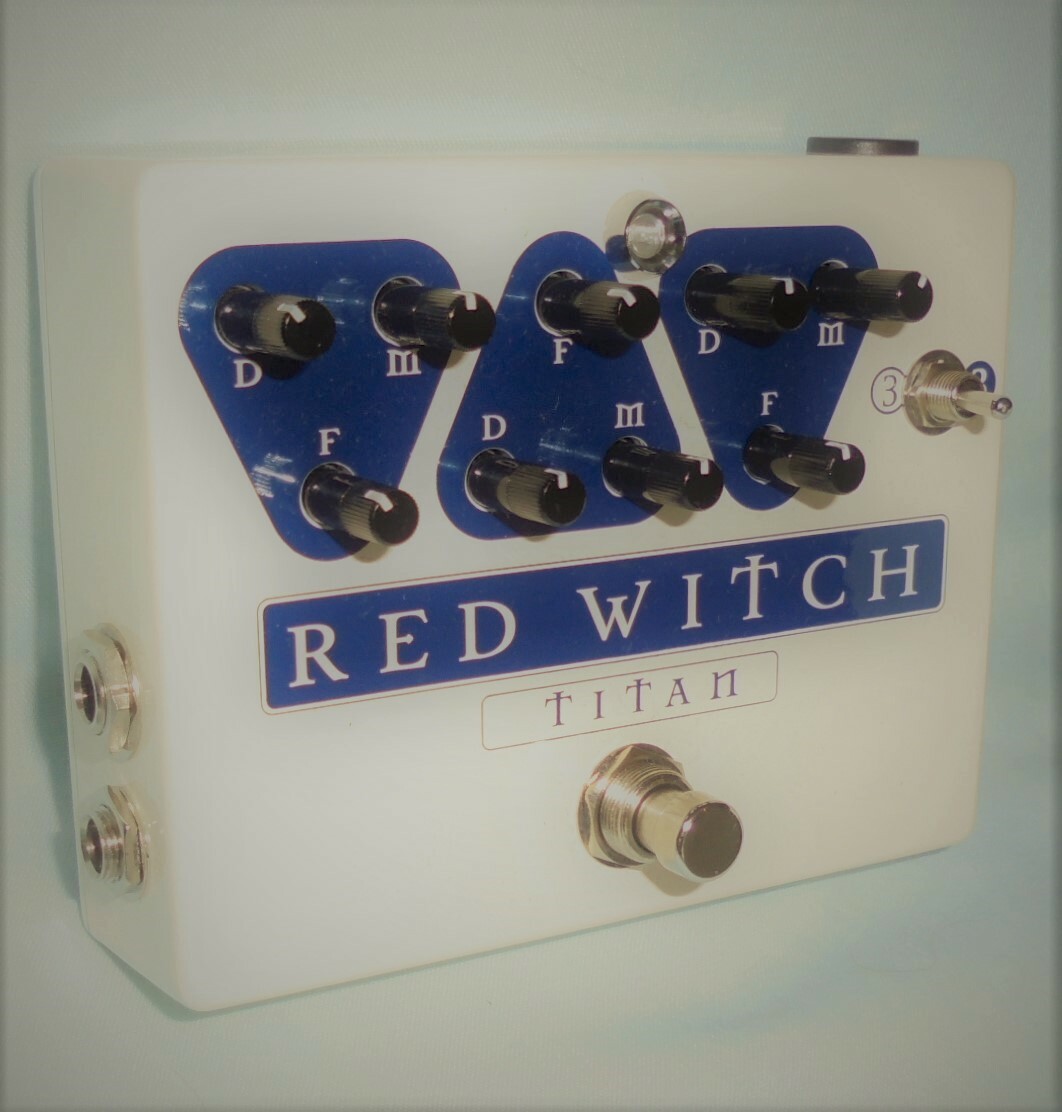 Red Witch Titan Delay | Reverb