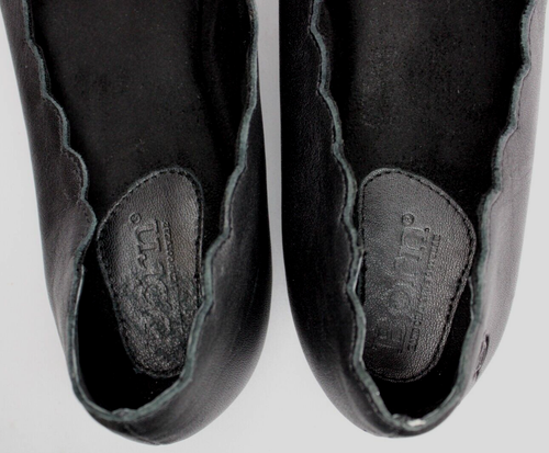 Mocassini slip-on bordo slip-on Born Allie Flats donna 9M in pelle nera con bordo - Foto 12 di 16