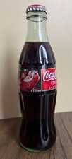 1997 Coca Cola Bottle 8oz. Christmas Santa Pack Collectible