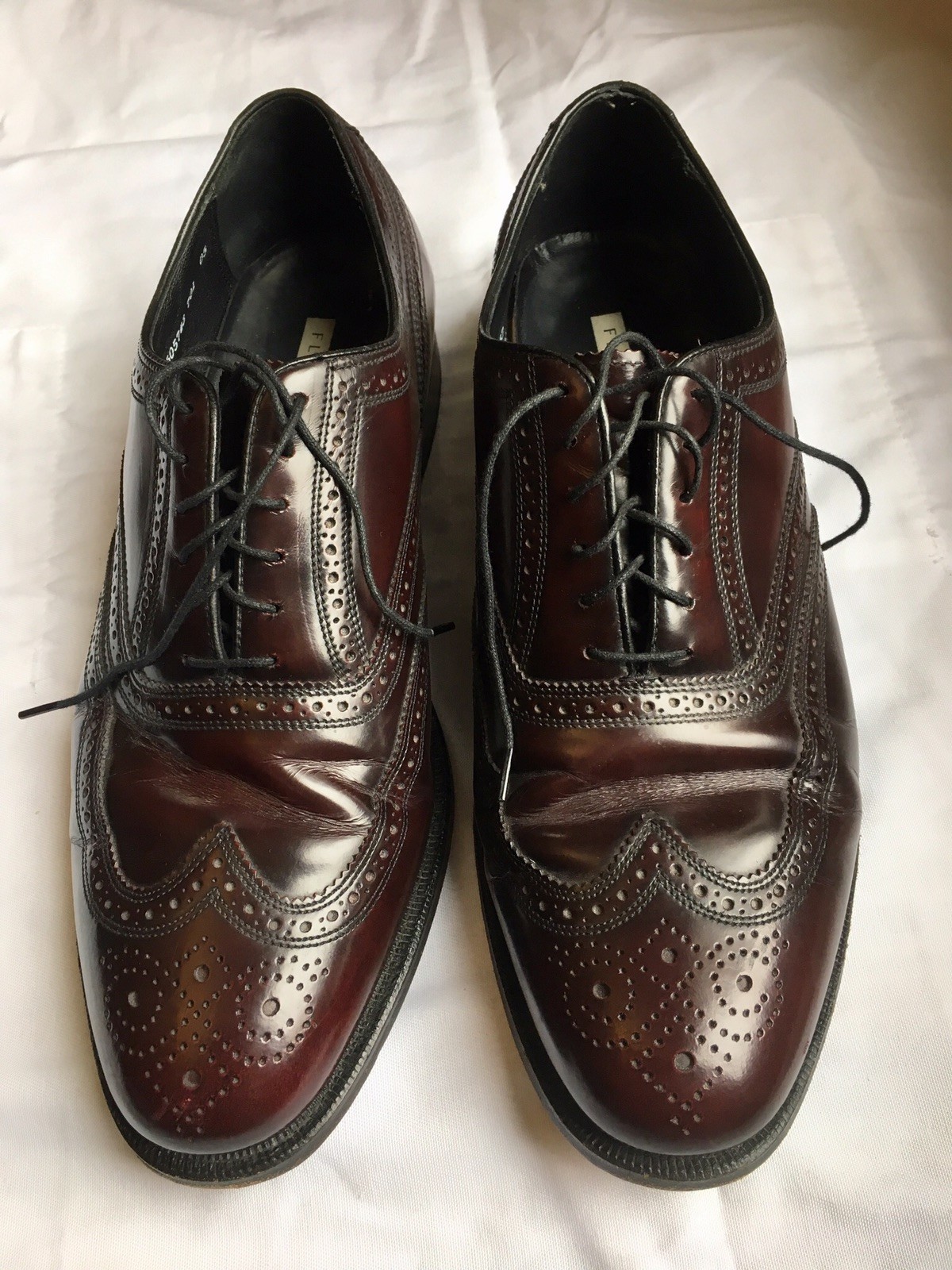 Men’s Florsheim Lexington Burgundy braun Wingtips Leather Dress schuhe 11 3E Wide Men’s Florsheim Lexington Burgundy braun Wingtips Leather Dress schuhe 11 3E Wide