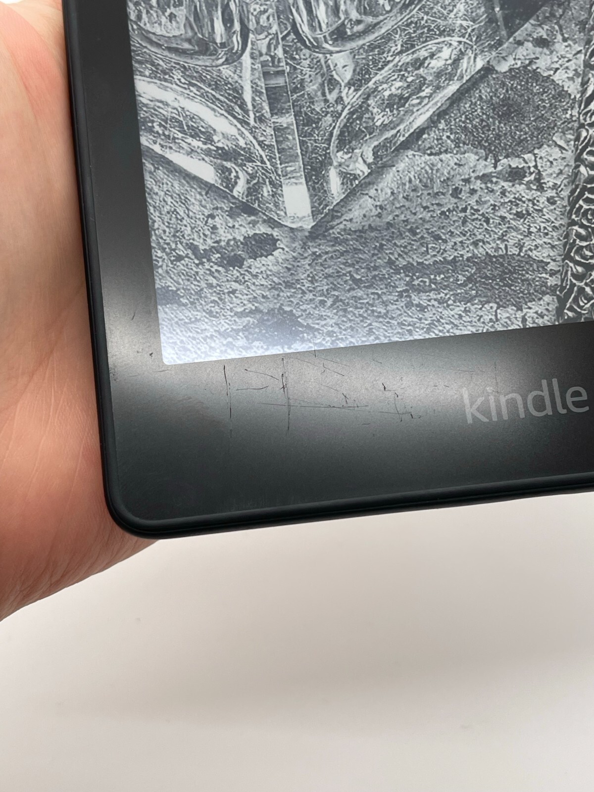 Amazon Kindle Paperwhite eReader M2L3EK 11th Gen 6.8" 8GB WiFi