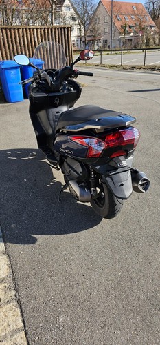 Kymco Downtown 300i ABS - Bild 6 von 17