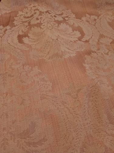Oval Damask Tablecloth 82" Long and 70" Wide Color Mauve Very Nice - Picture 6 of 8