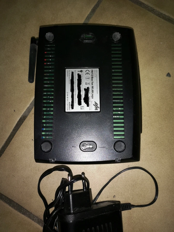 AVM FRITZBox Fon WLAN 7050 125 Mbps 2-Port 100 Mbps Verkabelt Router (20002306) - Bild 2 von 2