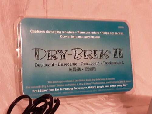 Zephyr Dry & Store Hearing Aid Dryer Dehumidifier w/Cord & Dry BrickZTP140412880 - Picture 5 of 14