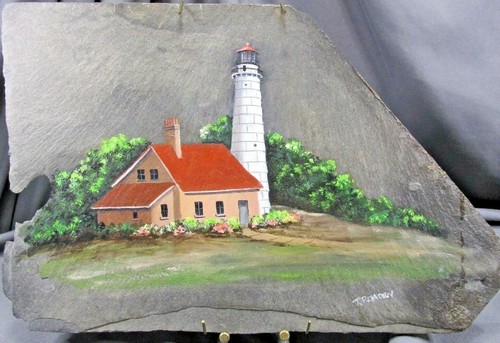 Original Cana Island WI Lighthouse Slate Rock Painting Artist Signed J. Roaden - Picture 1 of 8