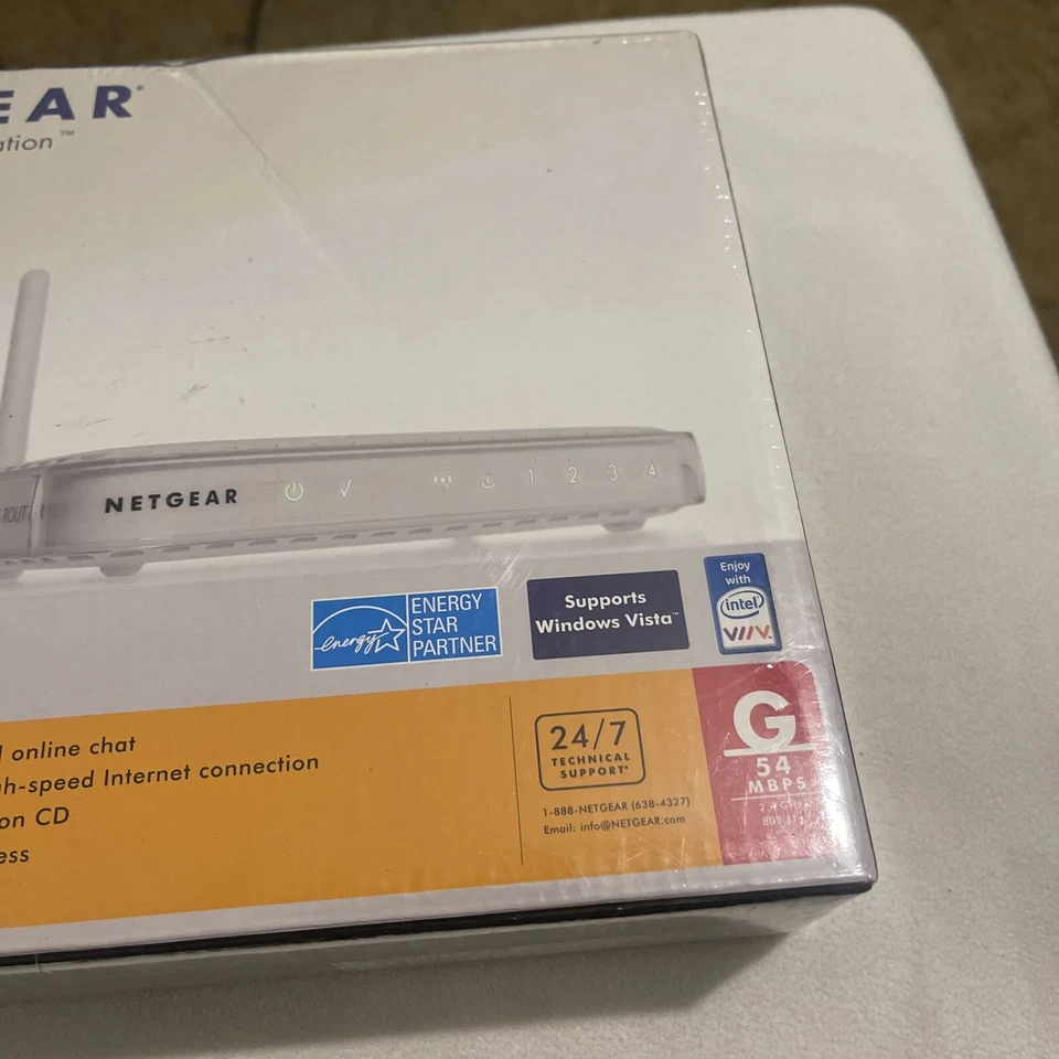 Netgear WGR614NA 54Mbps Wireless Router with 4-Port 10/100 Mbps Switch - Image 2 of 4