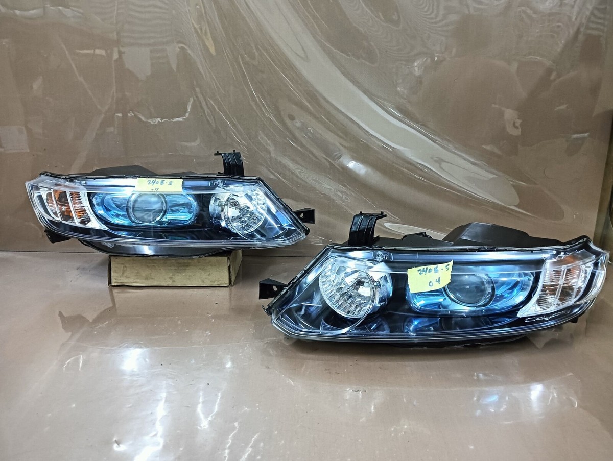 RB1オデッセイアブソルート 左右ヘッドライト　AFS無し Honda Odyssey RB1 RB2 03-08 AFS Front XENON HID Head Lights