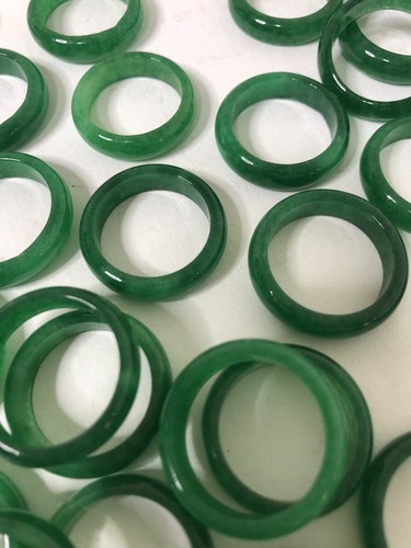 Vintage Green Jade Band Ring 24mm Wide ~Size 7 - Picture 6 of 7