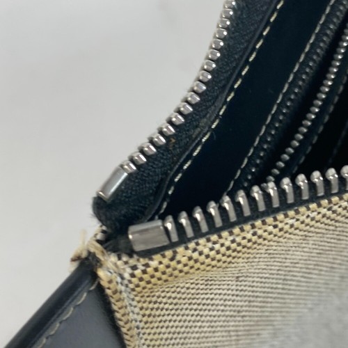 Bolso de mano con logotipo BURBERRY Bolso de mano Bolso de mano Bolso sin asas Cuero/Lona Gris/Negro - Imagen 11 de 13
