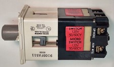 HONEYWELL MICRO SWITCH 910BFA511 SLECTOR SWITCH 120V LIGHTED NIB FREE SHIPPING
