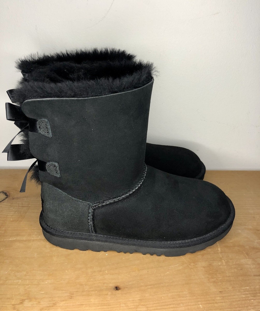 New Ugg Kids Bailey Bow II Boot Black Size 4 | eBay