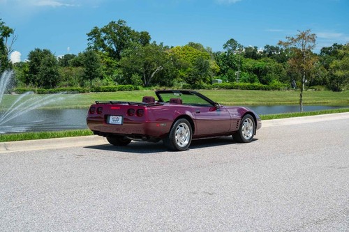 1993 Chevrolet Corvette Convertible LOW MILES - Picture 6 of 40