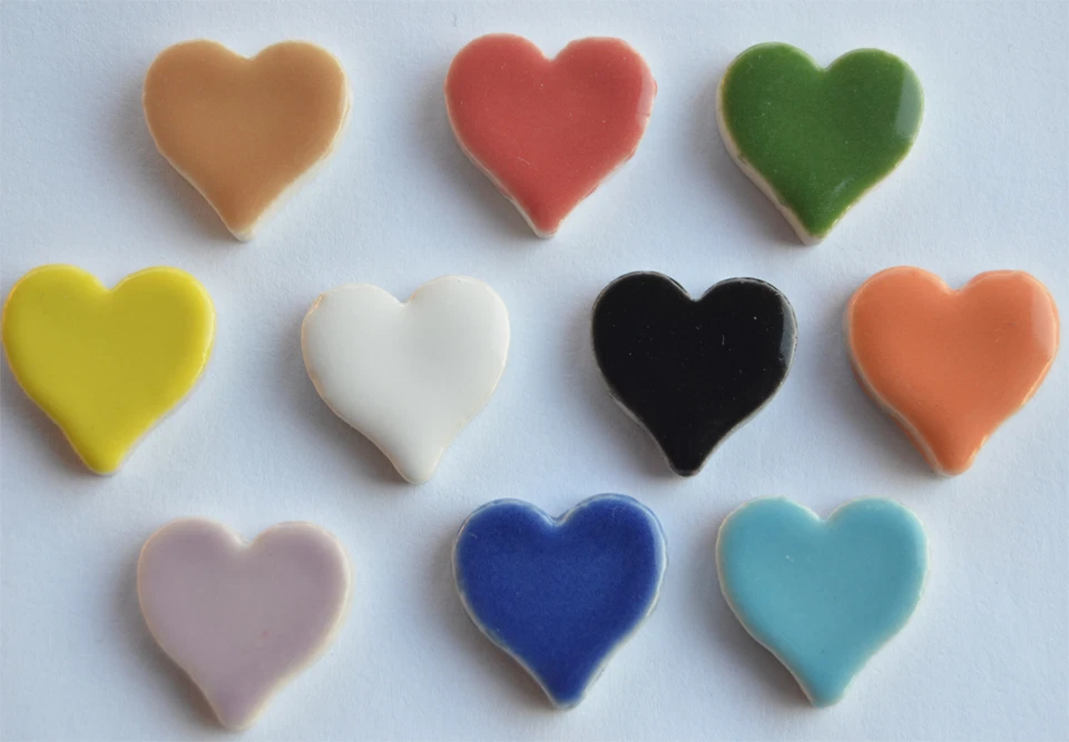 10 St. keramische Mosaiksteine Herz ca.15mm bunt 10 verschiedene Farben ca. 15g