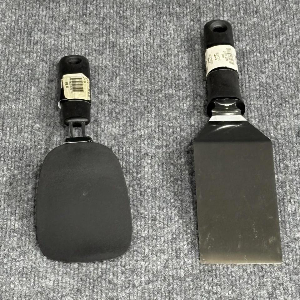 OXO Good Grips Giratorio de Restaurante + Juego de Giratorio Flexible de Nylon Caja Fuerte Antiadherente Foto 3 de 4