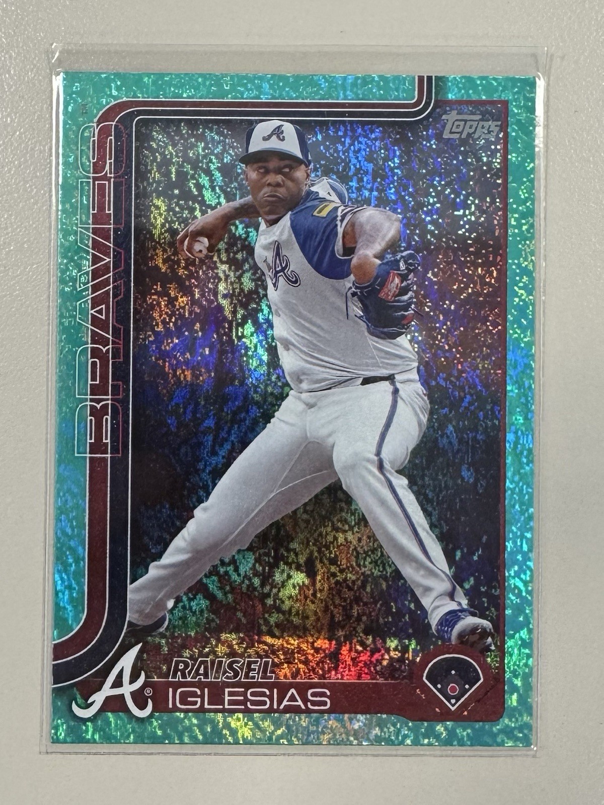 2025 TOPPS SERIES 1 - RAISEL IGLESIAS SP AQUA HOLO FOIL PARALLEL -ATLANTA BRAVES