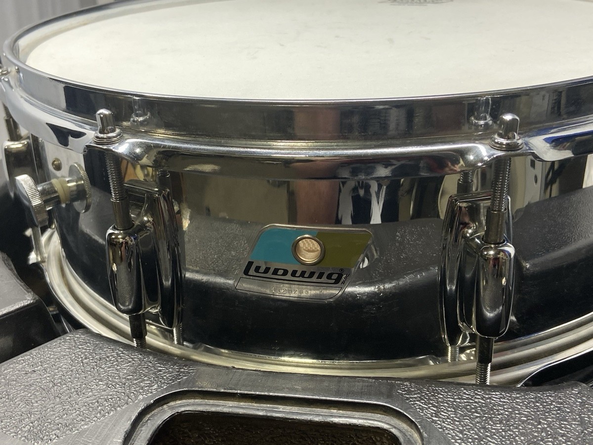 70s Ludwig Blue and Olive Badge 8-Lug Snare Drum Chrome On