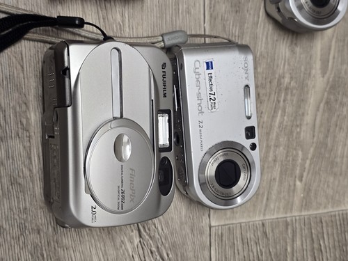 Job Lot Digital Cameras Faulty Spares Repairs Canon Sony Lumix Samsung More - Picture 5 of 8
