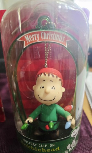 Complete Set of 2013 Peanuts BOBBLEHEAD Ornaments Charlie Brown Snoopy Linus NEW - Picture 3 of 6