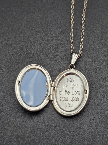 Collana medaglione preghiera croce oro sterling 10 carati vintage Christian Coleman Co. - Foto 11 di 19