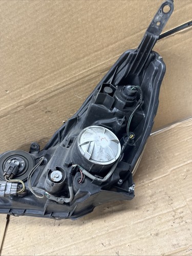 2013 2014 Headlight Subaru LEGACY & Outback Lamp Right Passenger Side OEM - Picture 11 of 17