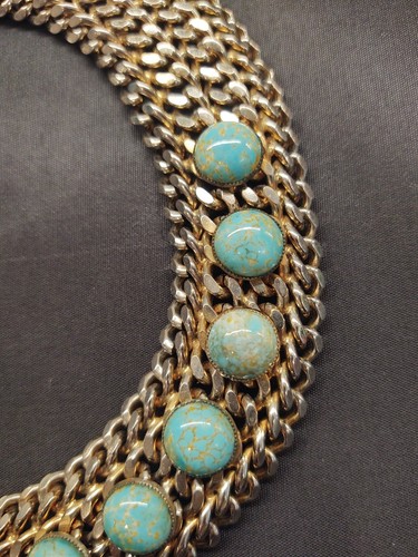 Set collana e bracciale Calvaire turchese tono argento-oro raro vintage - Foto 3 di 24