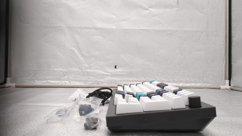 *READ* Keychron Q5 Max Qmk/via Programmable Knob Wireless Custom Mechanical - Picture 5 of 5