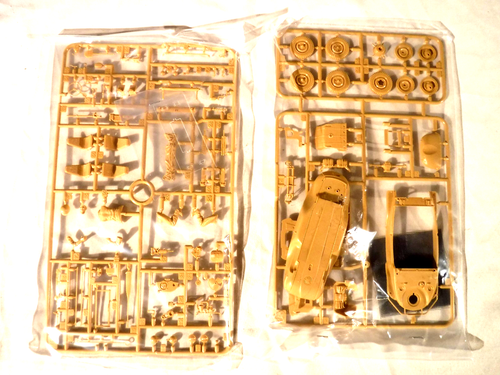 1/35 Tamiya Schwimmwagen TYPE 166 w/ Driver # 35224 - Picture 6 of 6