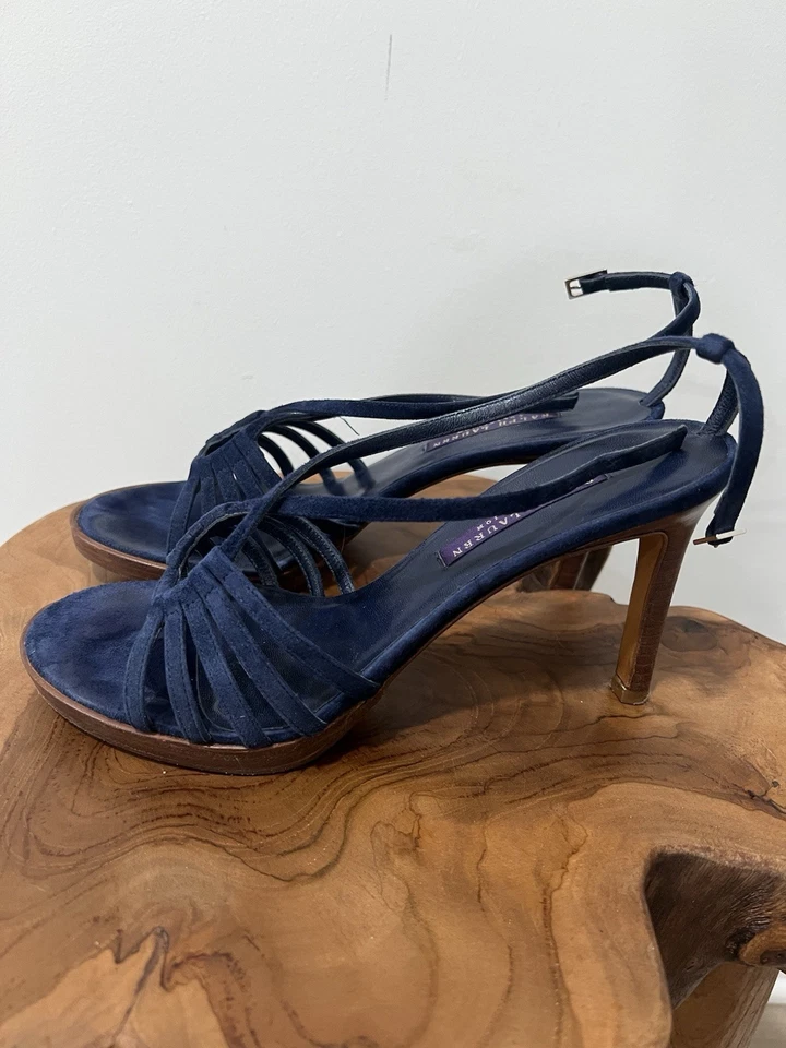 Sandalias Ralph Lauren talla 7,5 B de gamuza azul con tiras Foto 2 de 4