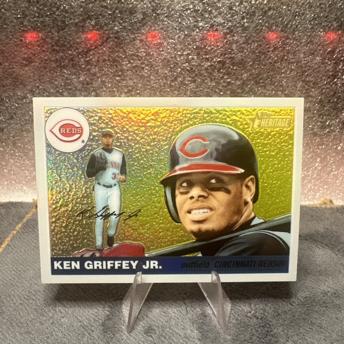 Ken Griffey Jr Baseball 2004 Season Sports Trading Cards