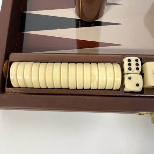 Cardinal magnetic backgammon set, all pieces - Picture 4 of 12
