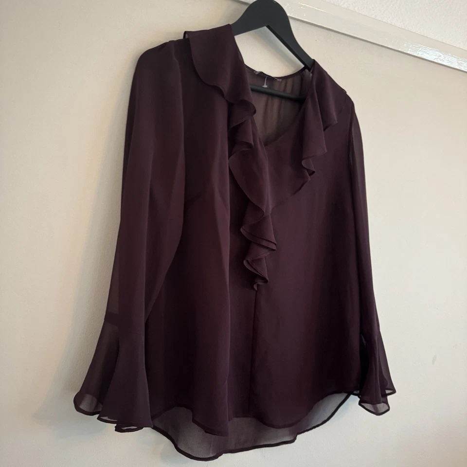 Soon Size 12 Purple Ruffle Floaty 3/4 Sleeve Sheer V Neck Top W3 - Image 2 of 4
