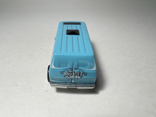 Loose Hot Wheels Super Van from 2013 Pop Culture Series. Muppets Chef - Picture 3 of 3